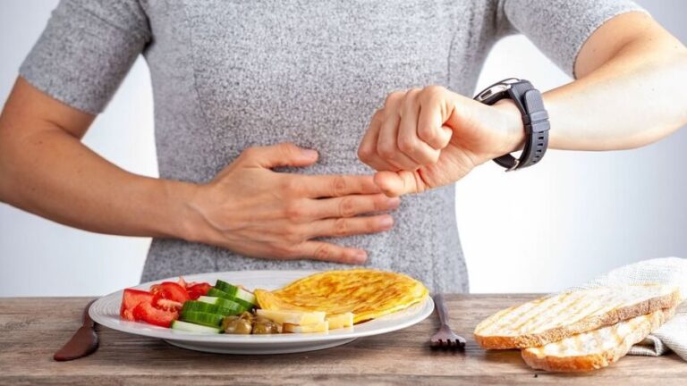 Advantages of Intermittent Fasting - Is It For Weight Loss