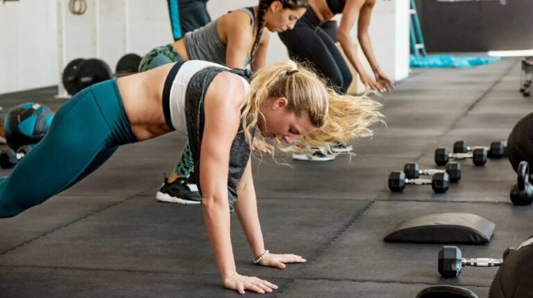 Burpee - Correct technique step by step - How to do burpees