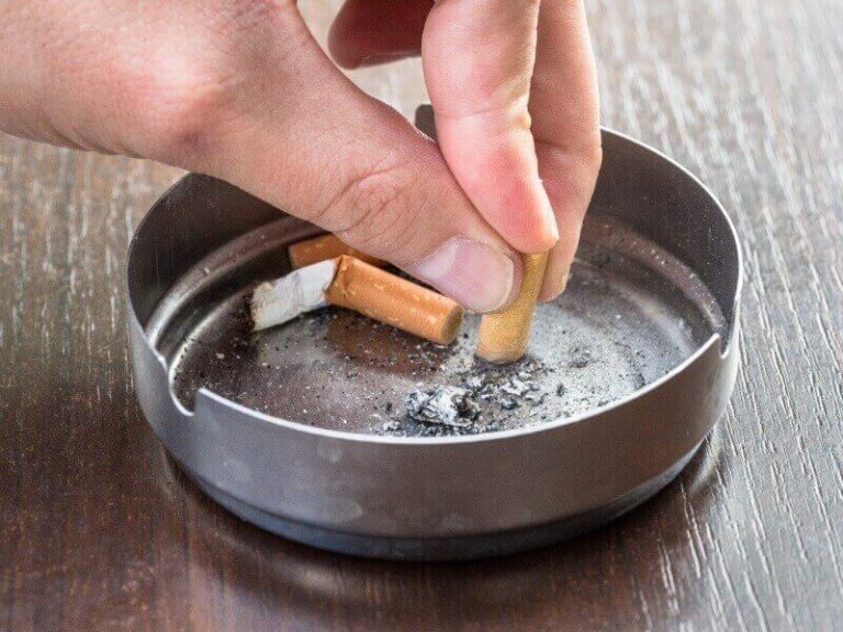 Effects of tobacco on metabolism - Is the electronic cigarette better