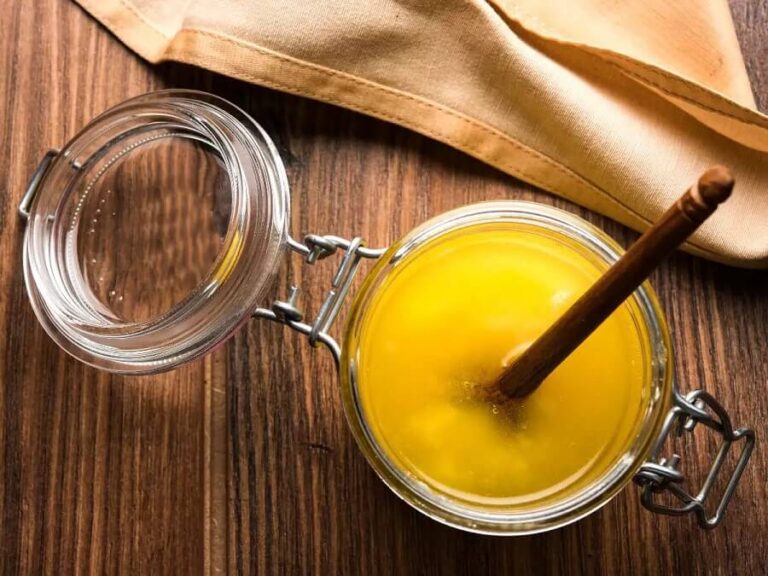 Ghee or clarified butter - Benefits and nutritional properties
