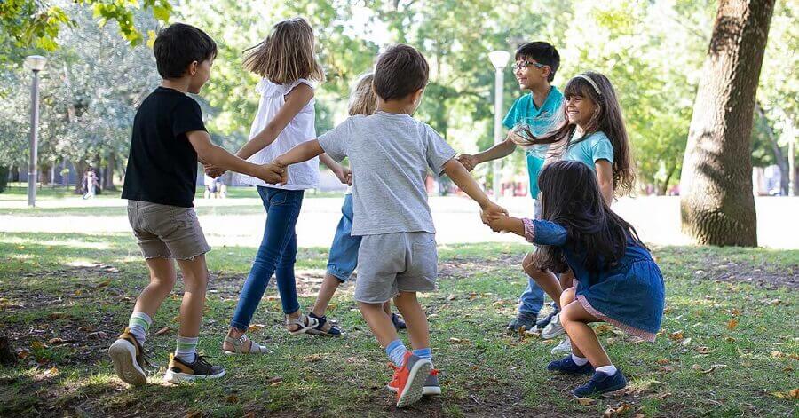 Physical Growth in Children and Adolescents - Causes, Stages and Problems