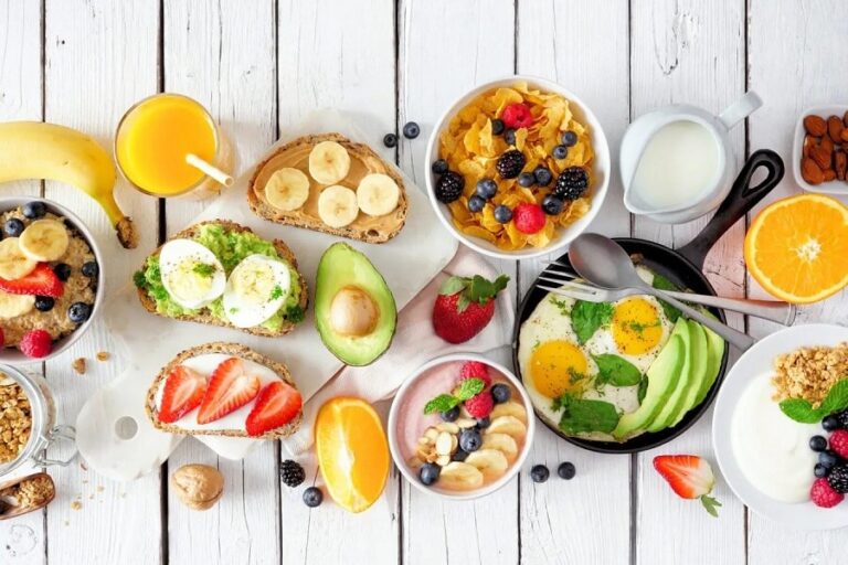 much is 300 calories in food